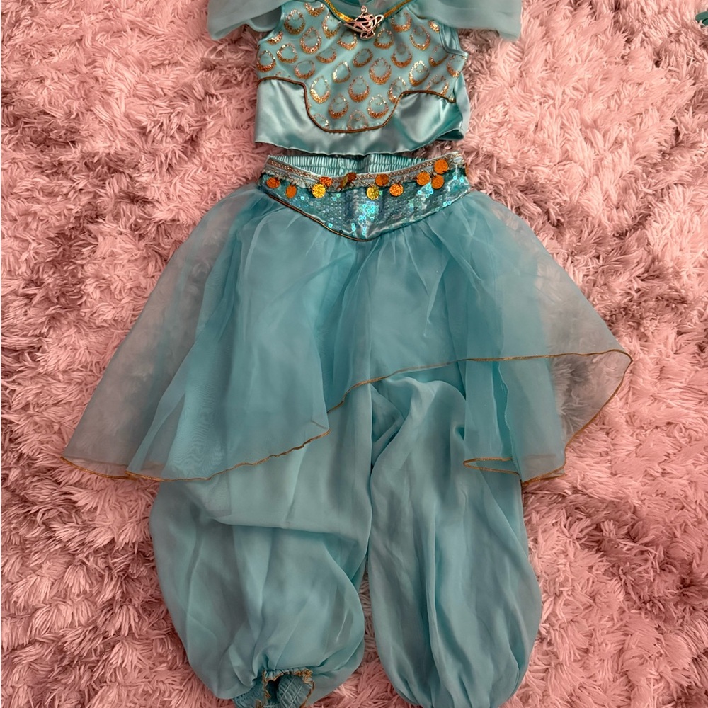 Disney Store Aladdin Princess Jasmine Costume Size 5/6 Halloween/play Time